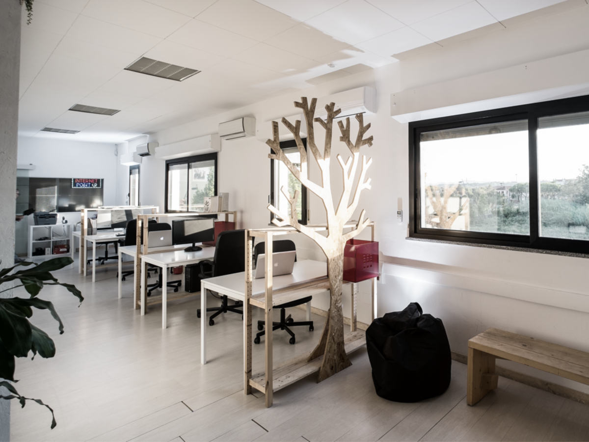 postazioni open space coworking a rimini